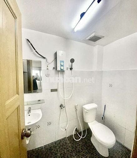Phòng 25m2, Full nội thất, Hẻm xe tải