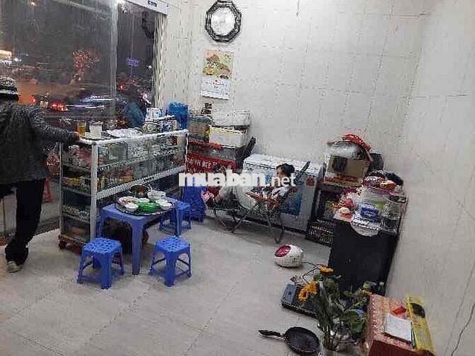 Bán nhà 30m2 Mặt Phố Trịnh Đình Cửu