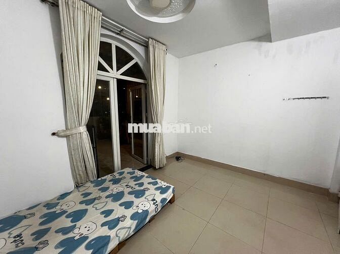 Phòng Sân Thượng View sông riêng biệt full nội thất giá chỉ 6,5tr