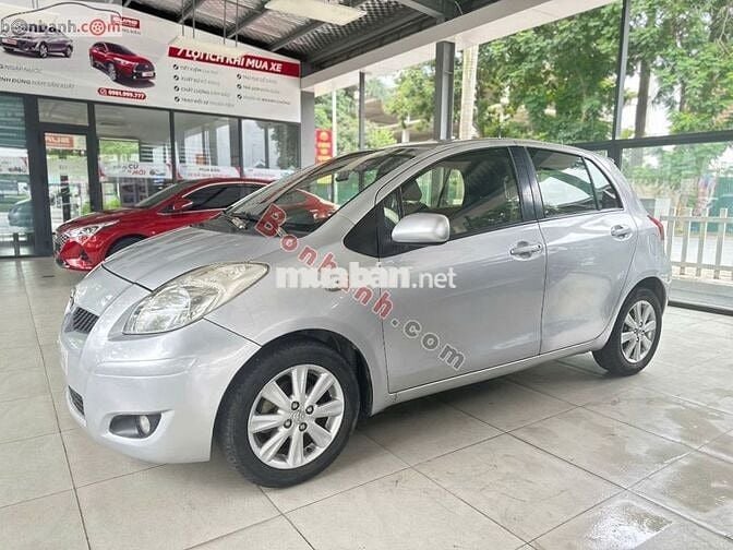 Toyota Yaris 2009 nhập Nhật máy 1.3