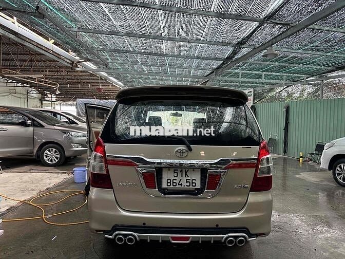 Toyota Innova 2014 - 79 km
