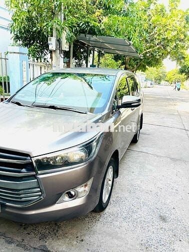 Toyota Innova 2017 2.0E - 139000 km