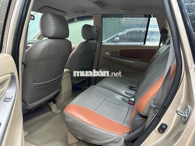 Toyota Innova 2014 - 79 km