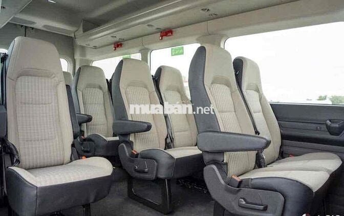 Ford Transit 2025 Giao Ngay
