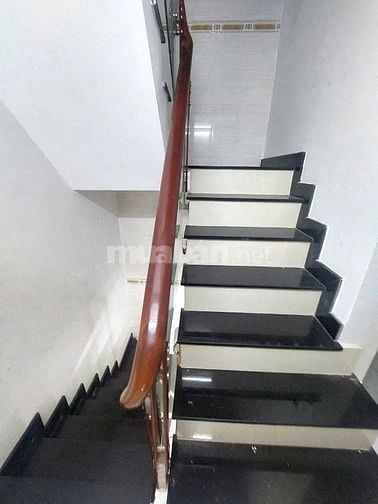 🔵 Cho thuê Mặt tiền Phường 4 Q8. (3.5x14) 4Tầng 5PN Mới đẹp, Chỉ 18tr
