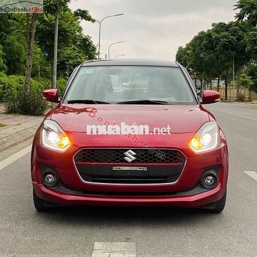 Suzuki Swif 2020 màu đỏ