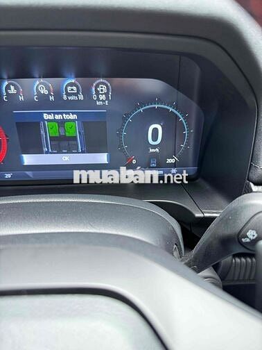 Ford Raptor 2025-800 km