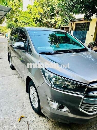 Toyota Innova 2017 2.0E - 139000 km