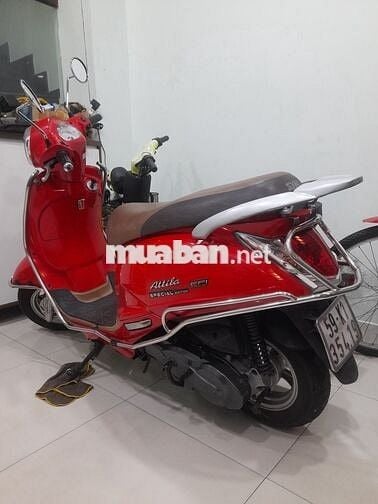 Elizabeth Fi đời cuối trùm mền chính chủ