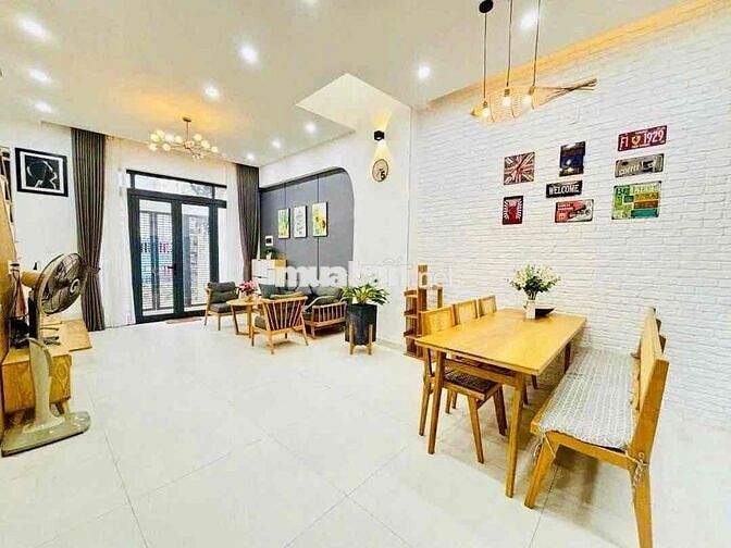 Cho thuê nhà nguyên căn 2 phòng ngủ khu Mỹ An