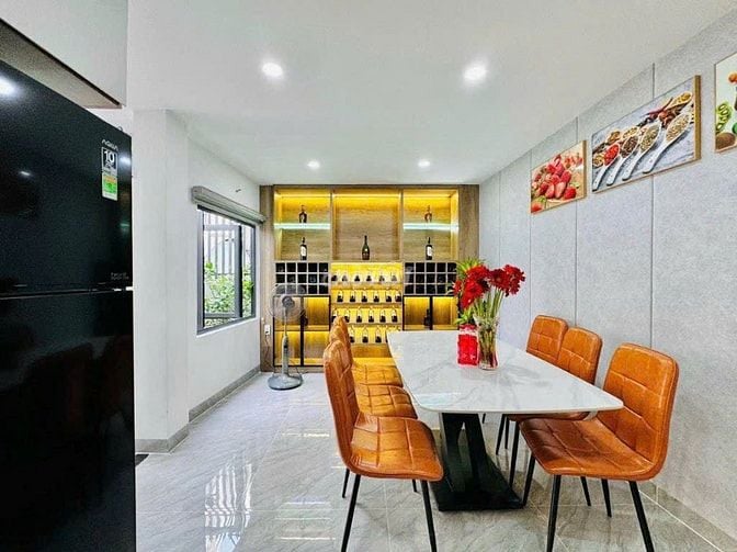 Chỉ 1,8 tỷ sở hữu ngay nhà 73,3m2 Nguyễn Công Hoan, PN. Xây 1trệt 3lầu