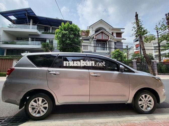 Toyota Innova 2020 2.0E - 78000 km