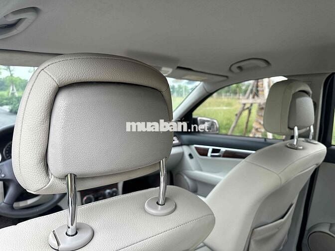 Mercedes Benz C Class 2010 C200 CGI - 120000 km