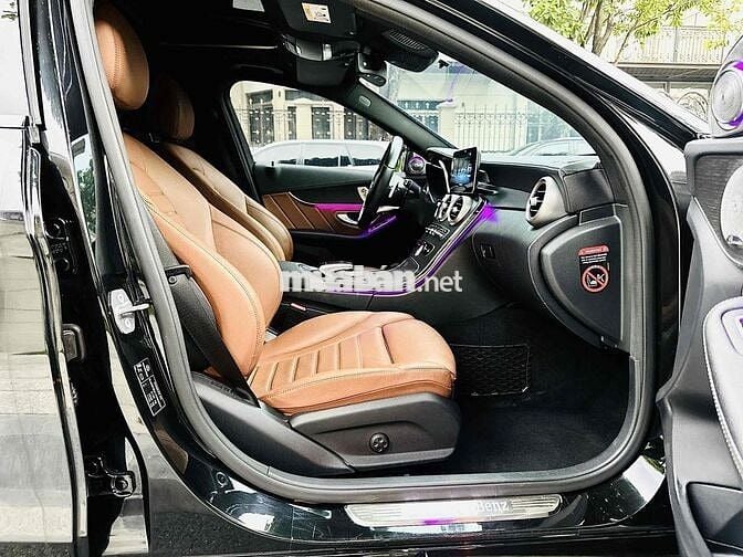 Mercedes Benz C Class 2019 - 42000 km
