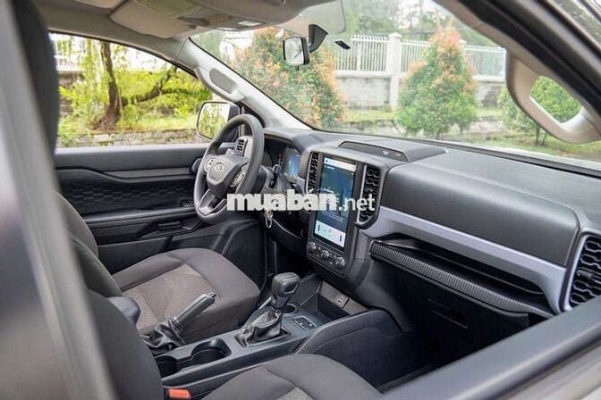 Ford Ranger 2023 XLS 2.0 4x2 AT - 39000 km