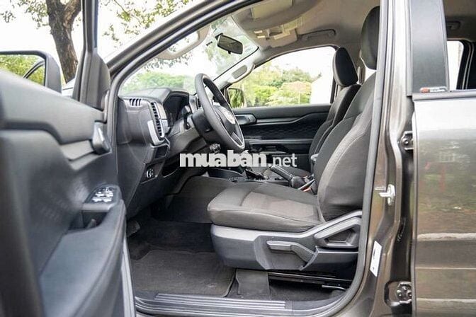Ford Ranger 2023 XLS 2.0 4x2 AT - 39000 km