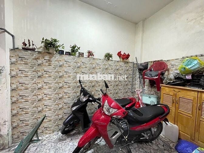 BÁN NHÀ LƯU HỮU PHƯỚC P.15 QUẬN 8 2 MẶT HẺM 44,5m² (4m x 11,9m) 3,7 TỶ