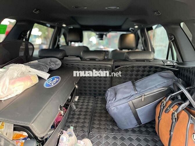 chính chủ Ford Everest 2023 Titanium - 40000 km