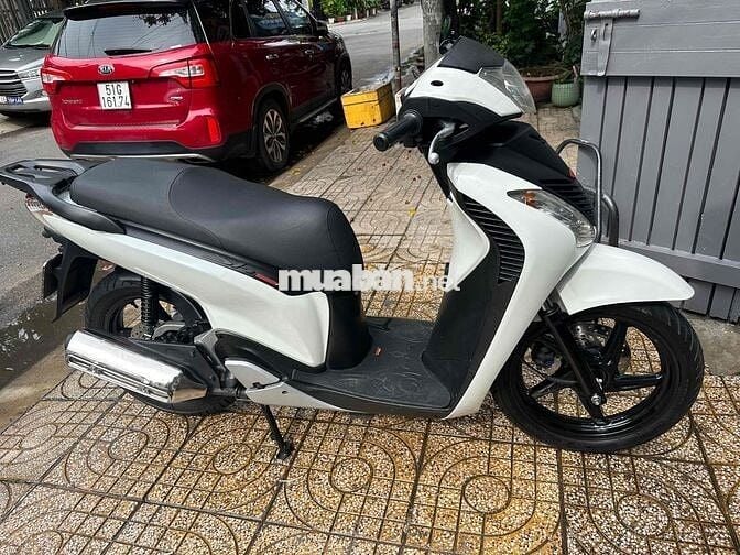 SH150 nhập ý 2010 số máy 104 , biển SG