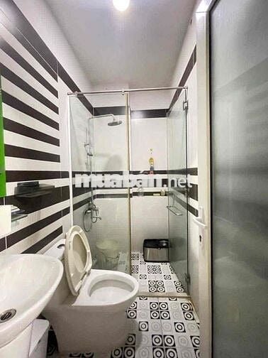 CHO THUÊ NHÀ 1/ HẺM XE TẢI THÔNG