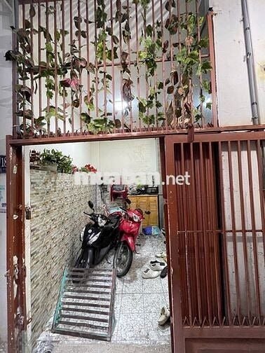 BÁN NHÀ LƯU HỮU PHƯỚC P.15 QUẬN 8 2 MẶT HẺM 44,5m² (4m x 11,9m) 3,7 TỶ