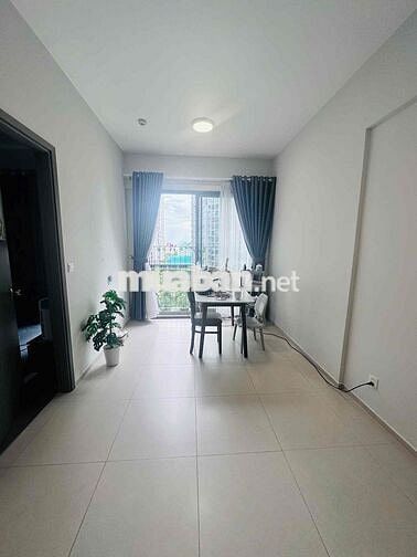 Cho thuê căn hộ 2pn2wc - giá 7,5 triệu - view hồ bơi