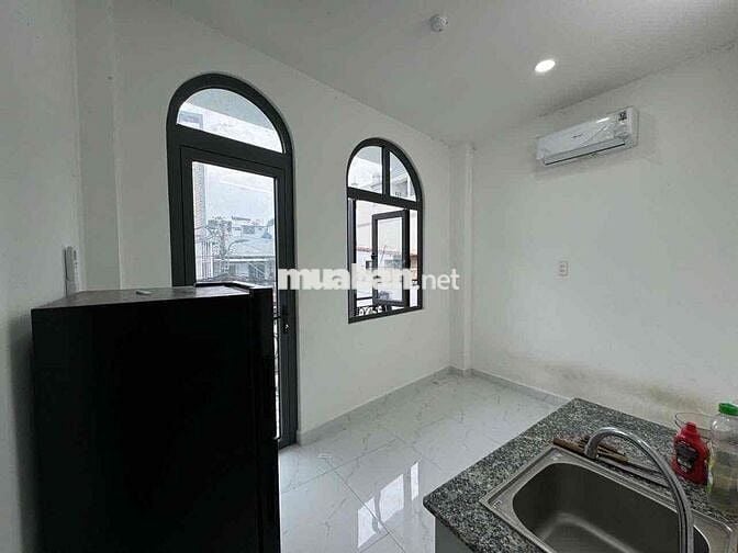 ☘️ Studio ban công thoáng mát mới xây giá sinh viên ngay UEH Q10