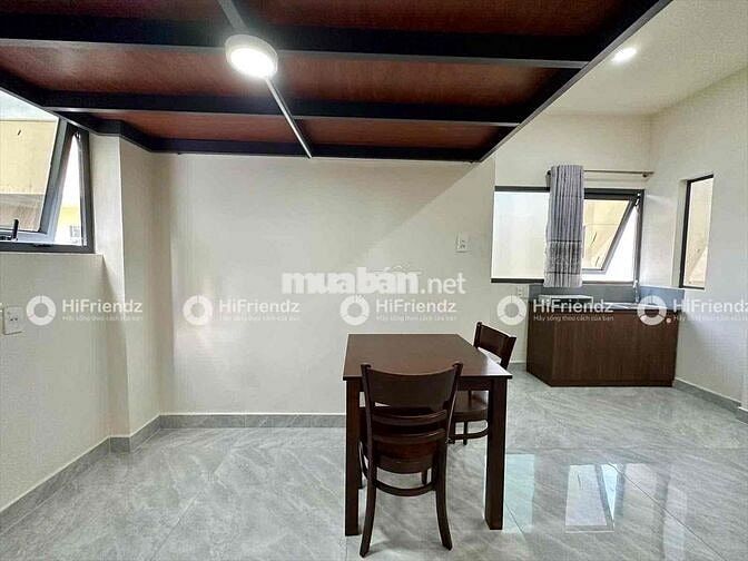 CĂN HỘ FULL NỘI THẤT NHÀ MỚI KHÔNG GIỚI HẠN NGƯỜI Ở CỬA SỔ LỚN