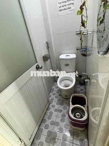 Cho thuê nhà mt lê thúc hoạch 5x5m 2 lầu 2pn 2wc 8tr