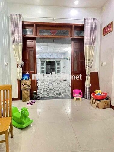 CHO THUÊ NHÀ 1/ HẺM XE TẢI THÔNG