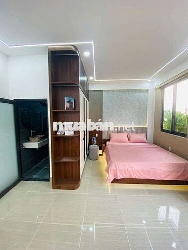 Nhà lô góc KDC đồng bộ Thạnh Xuân, Q12, DT 50m2, 5 tầng, nội thất đẹp