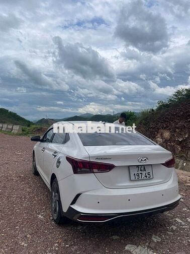 Hyundai Accent 2020 1.4 ATH - 30000 km