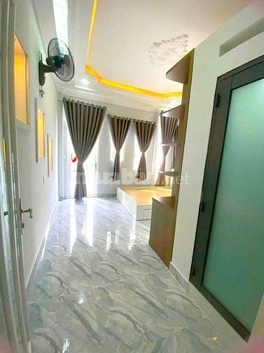 Chủ bán 1 tỷ . Nhà 52m2 Dương Bá Trạc gần Dương Bá Trạc,xây 4 