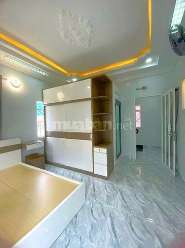 Chủ bán 1 tỷ . Nhà 52m2 Dương Bá Trạc gần Dương Bá Trạc,xây 4 