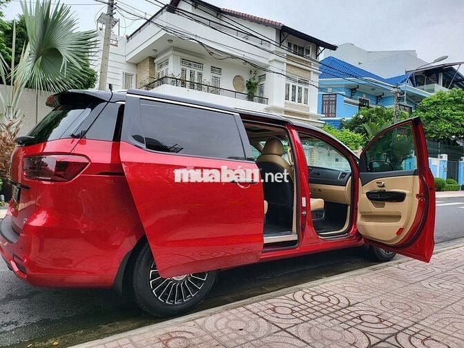 Kia Sedona 2020 Luxury - 69000 km