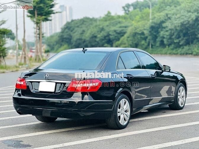 Mec E250 sản xuất 2011