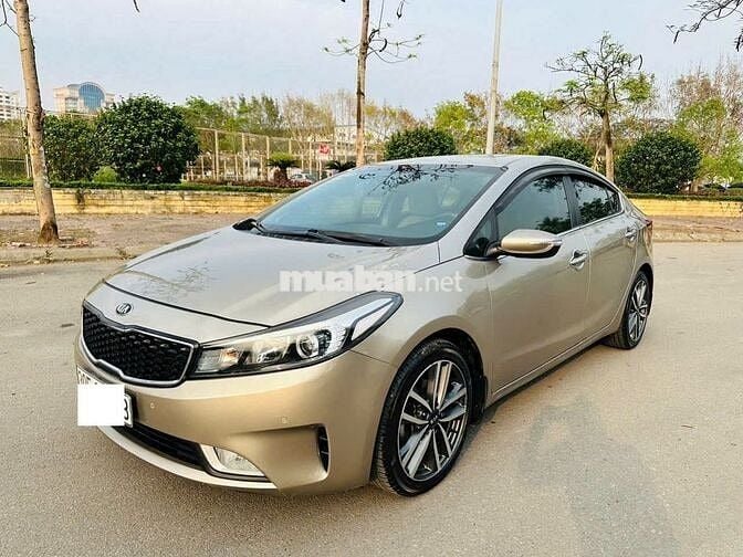 Kia Cerato 2016 2.0 AT - 90000 km
