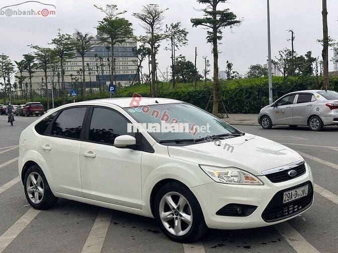 Ford focus sản xuất 2012 AT