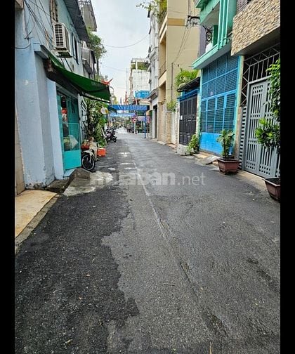 Bán nhà 4 tầng mặt tiền hẻm xe tải 457 Trần Hưng Đạo Q1 chỉ 13 tỷ.