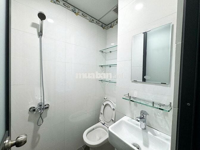 KTX nam CAO CẤP chỉ 4 người - Ngay ĐH Ngân hàng, SPKT 5p di chuyển