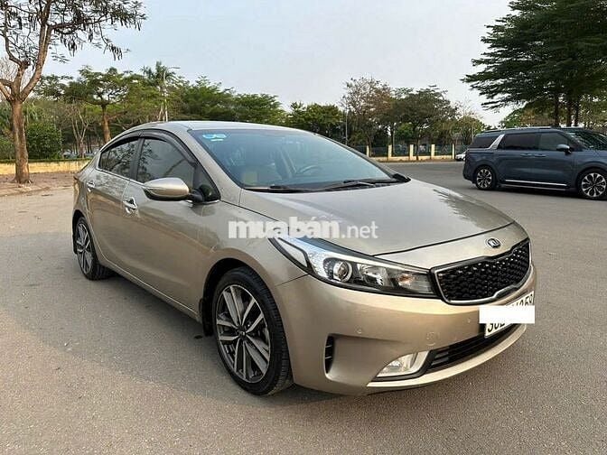 Kia Cerato 2016 2.0 AT - 90000 km