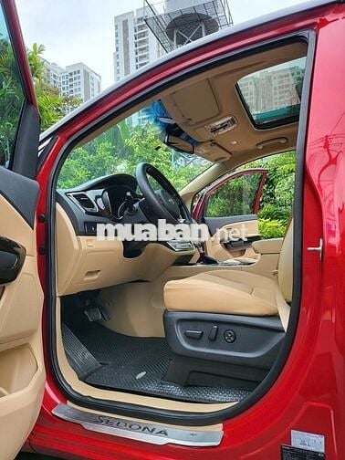 Kia Sedona 2020 Luxury - 69000 km