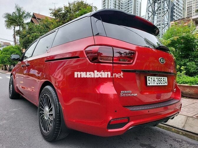 Kia Sedona 2020 Luxury - 69000 km