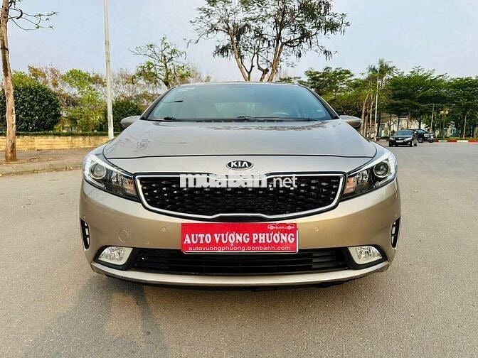 Kia Cerato 2016 2.0 AT - 90000 km