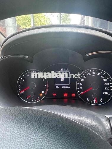 Kia Cerato 2016 1.6 MT - 107000 km