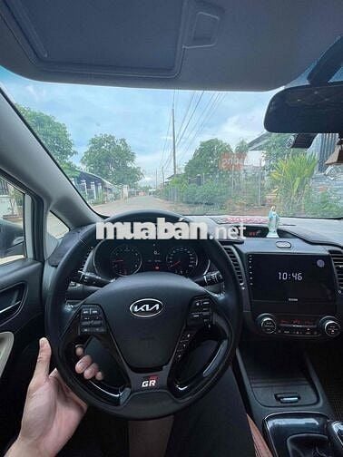Kia Cerato 2016 1.6 MT - 107000 km