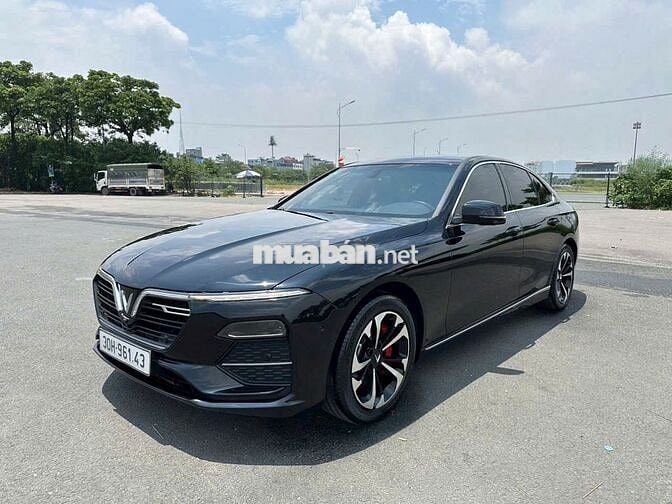 VinFast Lux A2.0 2022 A2.0 Tiêu chuẩn - 25000 km