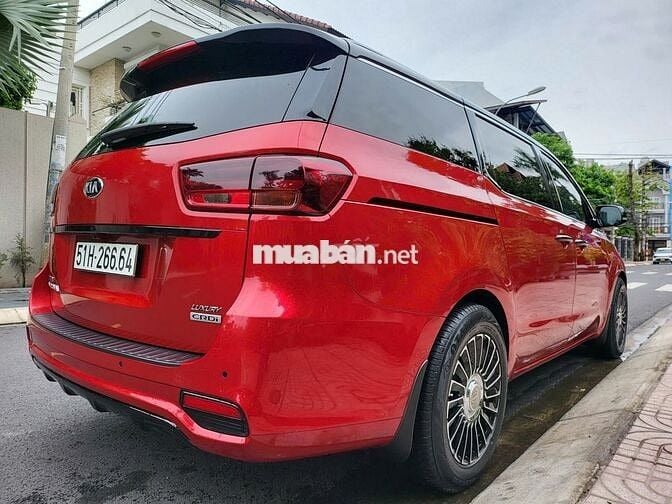 Kia Sedona 2020 Luxury - 69000 km
