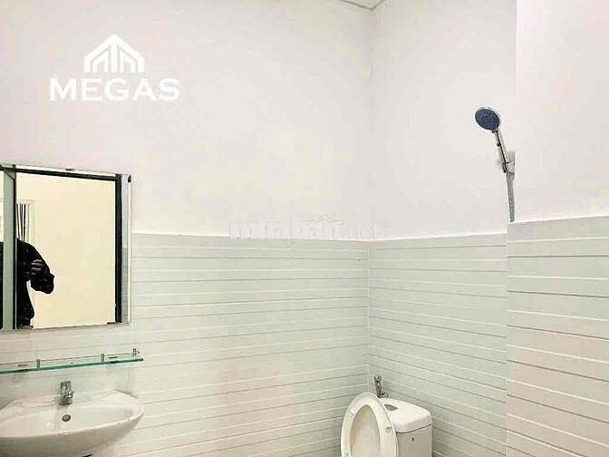 Cho Thuê Căn 2PN Thoáng Mát Đường Dương Quảng Hàm