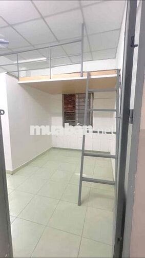 Pass phòng gần ngã tư bảy hiền